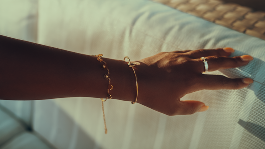 Golden Knot Bracelet